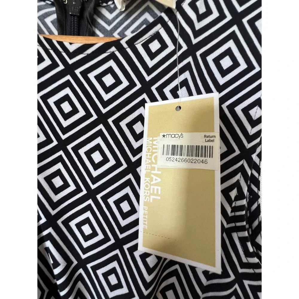 Michael Kors NWT Chic Black White Geometric Print Minimalist Sheath Dress P/S